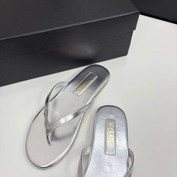 CC Crystal Logo Thong Sandal Silver Metallic Sheepskin 352486