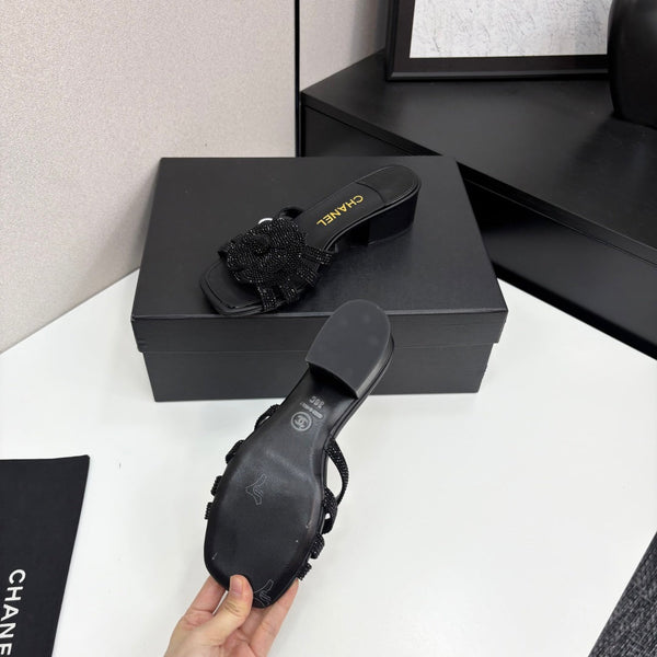 CC 25 Camellia Open Heel Mule Sandals 50mm Black Stone Grain And Sheepskin 368860