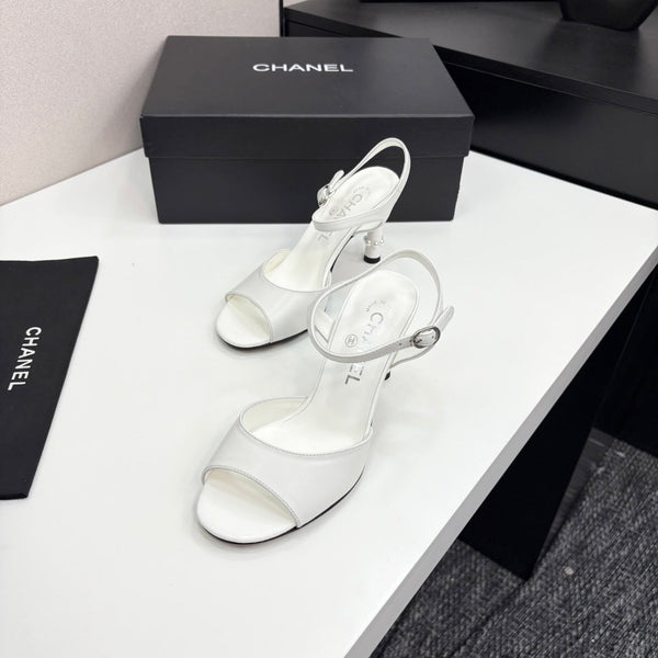 CC 25 Heel Sandals 80mm White Lambskin 368824