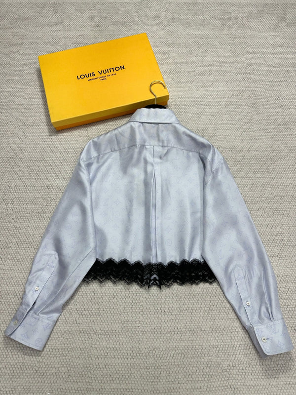 Motivo monogramma LV e pizzo in seta blu