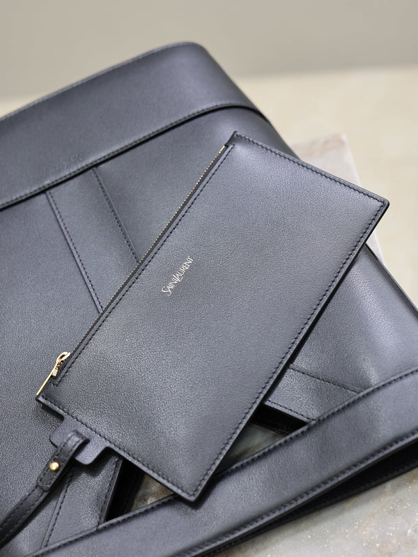 Prada Y Small Bucket 23cm Black Leather