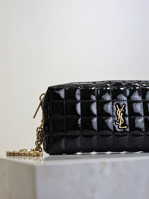 YSL Cassandre Matelassé Chain Clutch 18.5cm Black Patent Leather