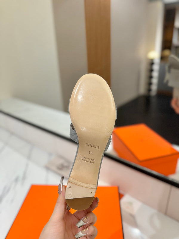 HM Oasis Sandals Gray Cowhide 294841