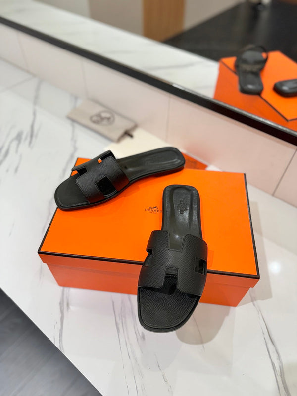 Sandalo HM Oran in pelle di capra nera 294867