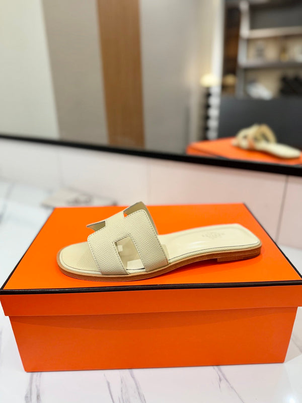 Sandalo HM Oran in pelle di capra avorio perlato 294868