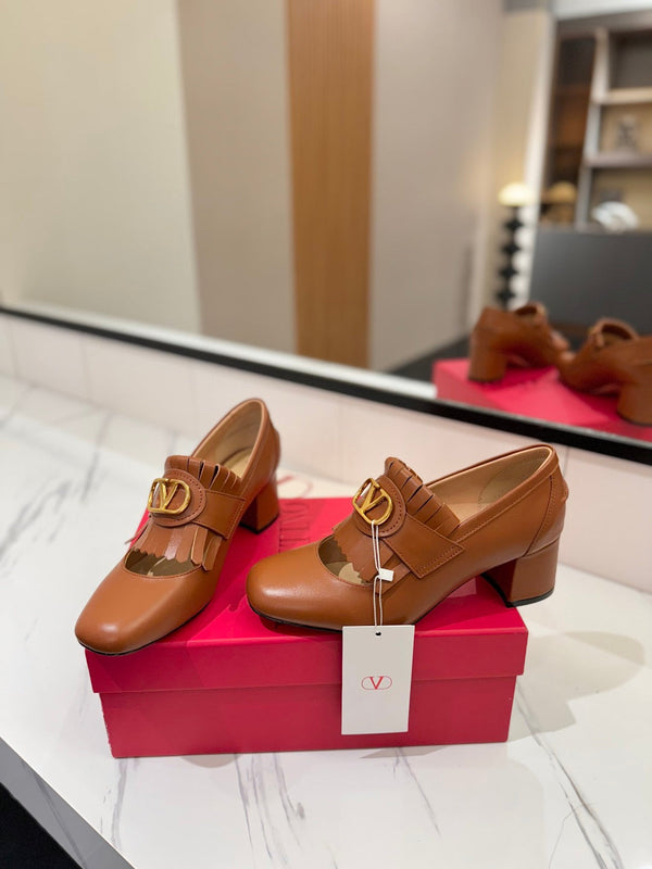 VT 2025 Signature Heeled Loafer Brown Calf Leather 295069