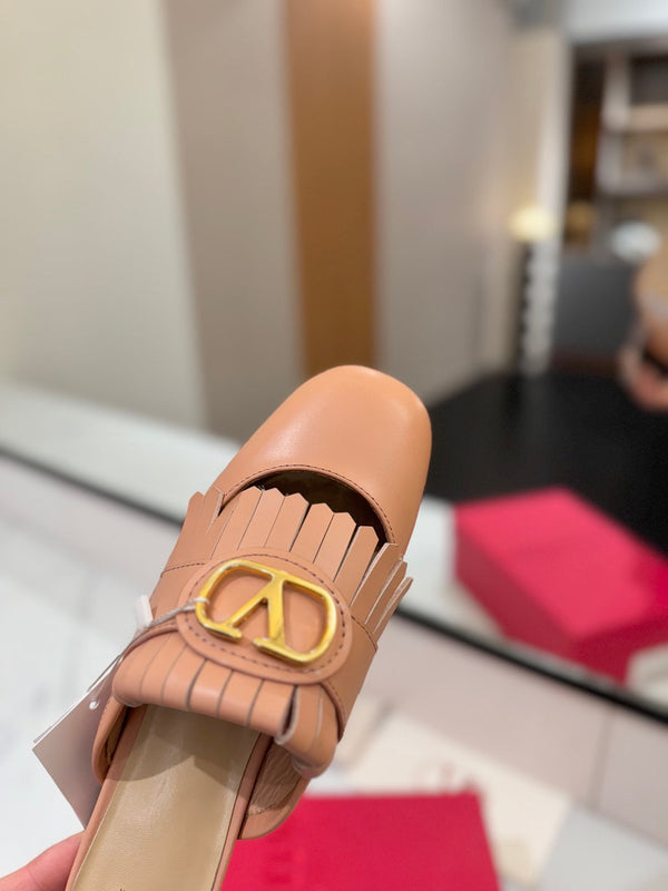 VT 2025 Signature Mule Cantaloupe Calf Leather 295085
