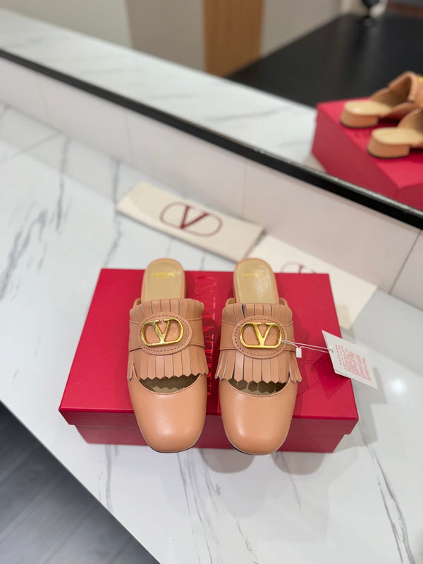 VT 2025 Signature Mule Cantaloupe Calf Leather 295085