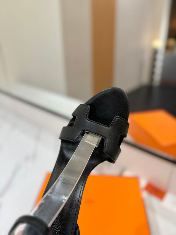 HM Joy 90mm Heeled Sandals Black Flat Cowhide 294917