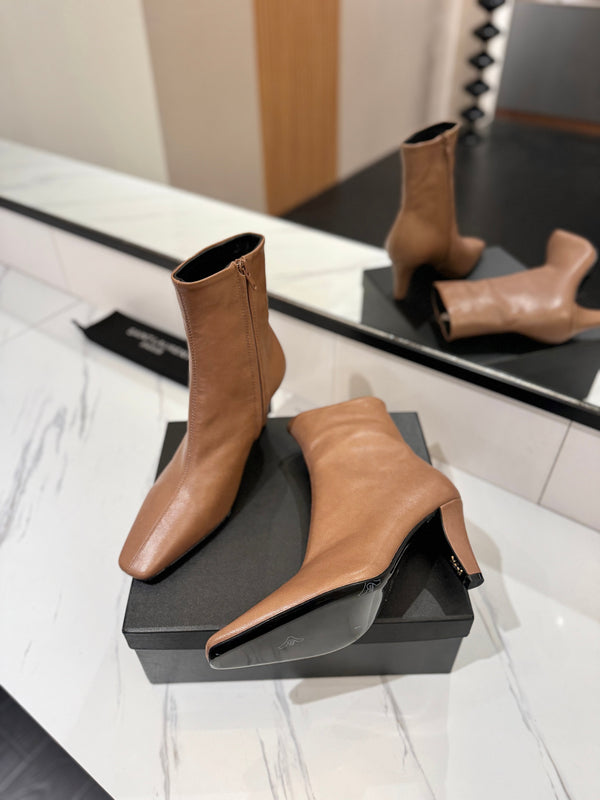 YSL 25 High-heeled Boot Light Brown Cowhide 520774