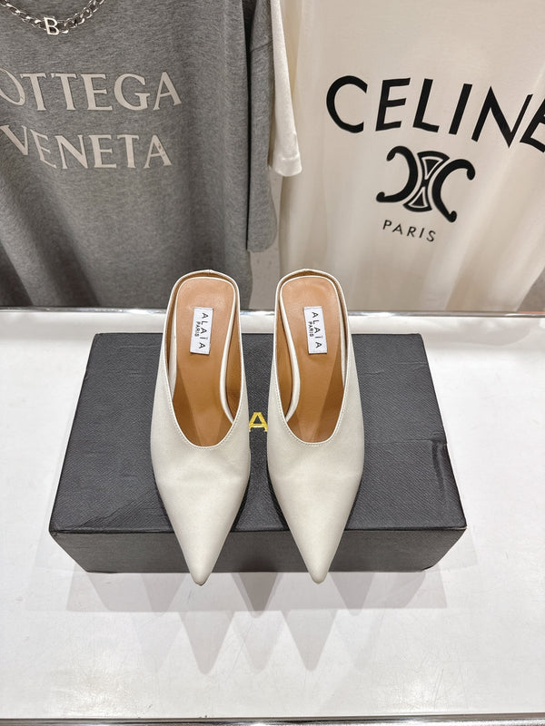 Alaia 25 Cube Wedge Mules Ivory Silk Sheepskin 300080