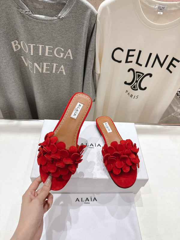Alaia 25 Flower Slippers Red Sheepskin 302675