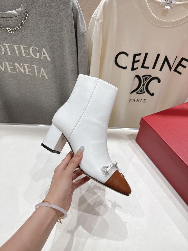 VT Short Boot White Camel Calfskin 174415