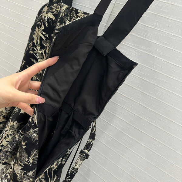 CD 25 Abito stampato in tessuto jacquard nero oro