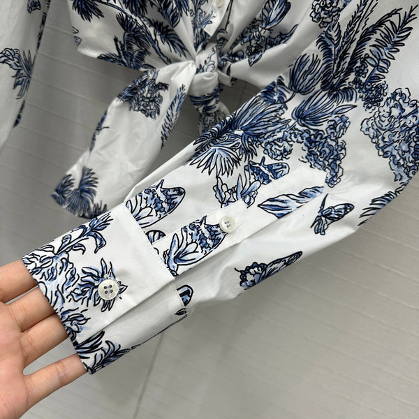 CD 25 Camicia con papillon blu e bianco in cotone