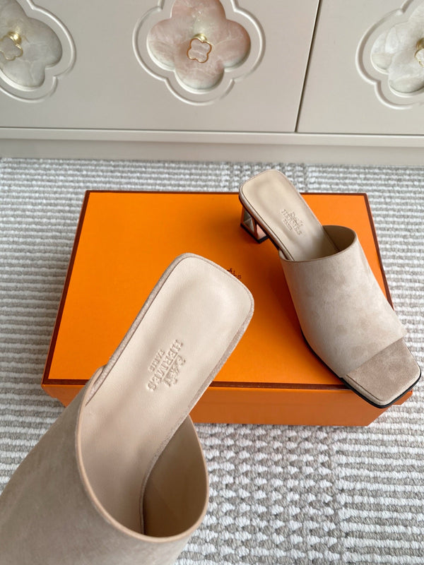 HM Kylie Mules Beige Calfskin 316376