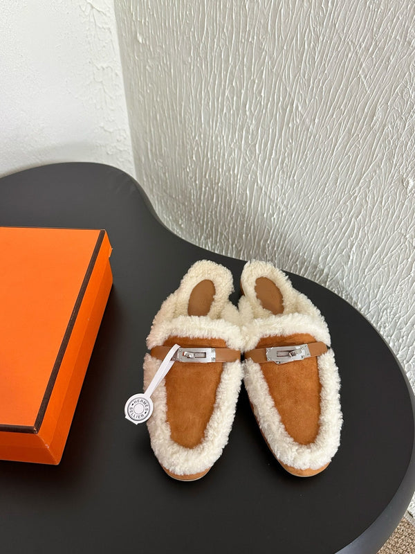 HM Oz Mule Caramel Mix White Suede Lined With Wool Fleece  961092
