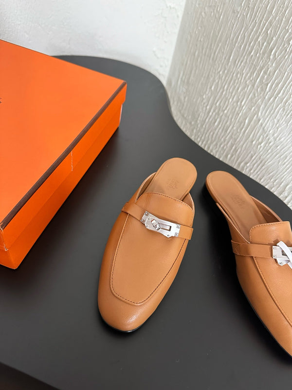 HM Oz Mule Caramel Calfskin 961098