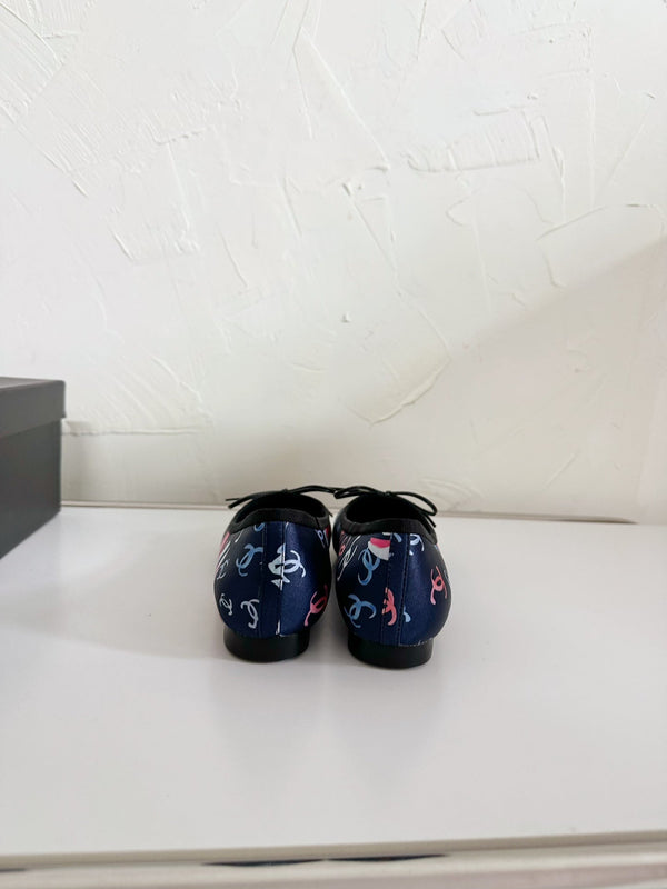 Ballerine in tessuto blu