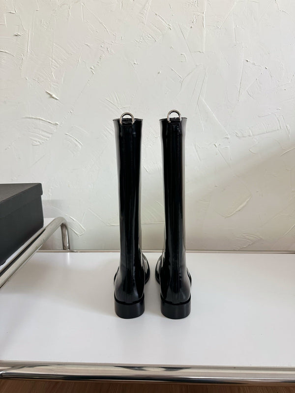 HUNT BOOTS IN BLACK GLAZED CALFSKIN