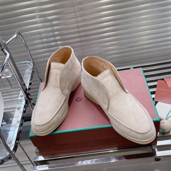 open walk chukka boot light grey suede