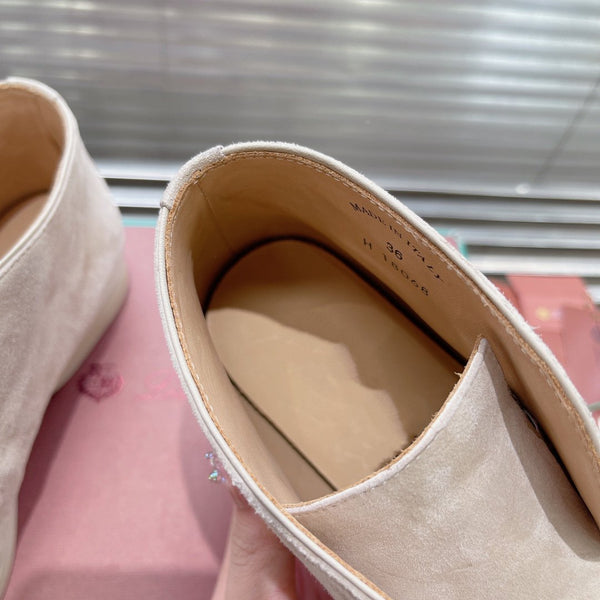 open walk chukka boot light grey suede