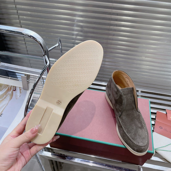 open walk chukka boot cold stone suede