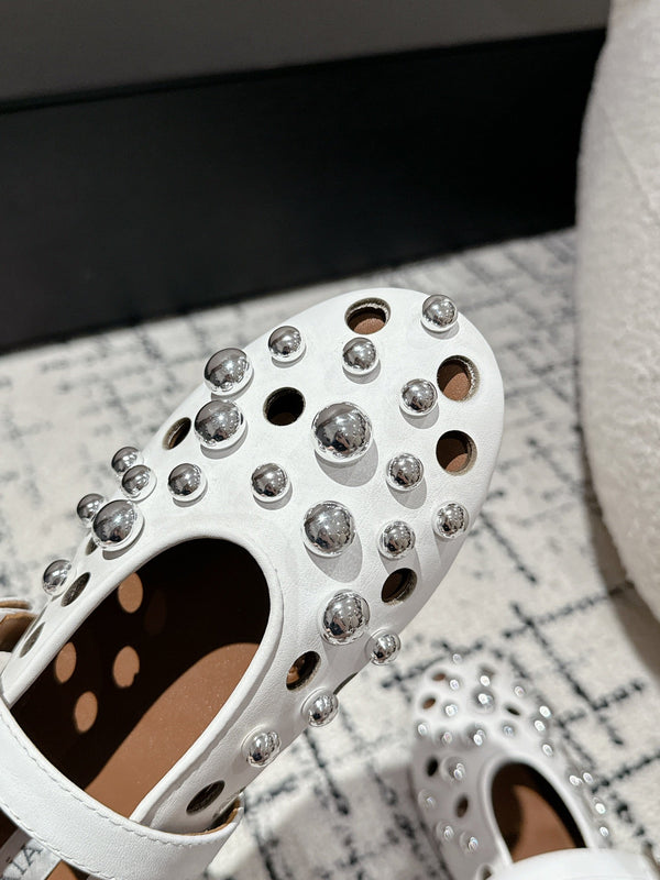 ALAIA PEARL MARY JANE SHOES IN WHITE LAMBSKIN