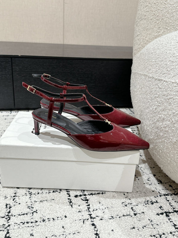 KITTEN T-BAR STRAP PUMP 5 CM IN RUBY RED PATENT CALFSKIN