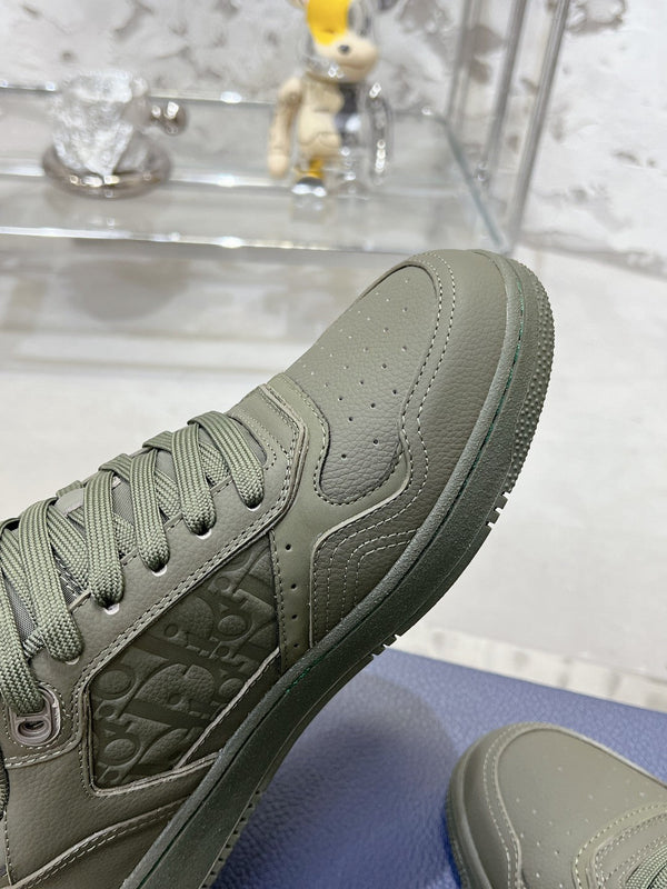 CD B27 Sneaker 30mm In Grey Green Calfskin 100633