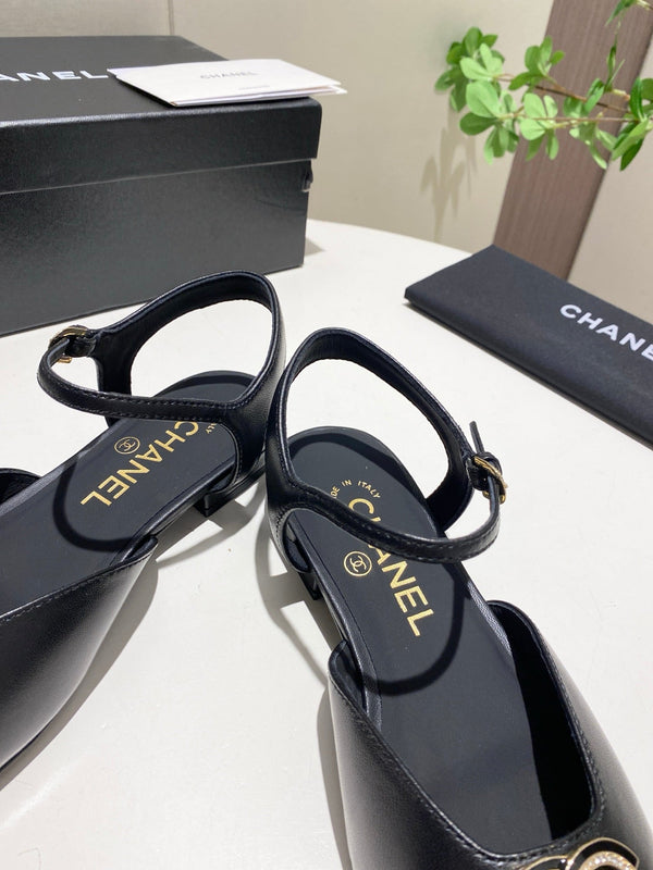 CC 25P Double-Buckle Mary Jane Sandals Black Sheepskin 466991