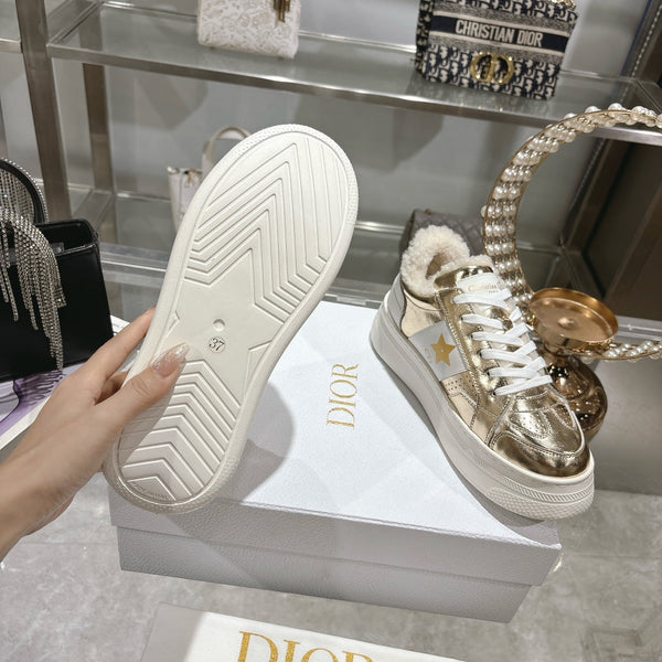 CD Dior Star Platform Sneaker In Glossy Gold Cowhide 996420