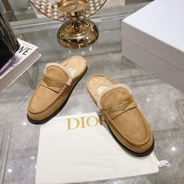 CD Boy Mule In Light Brown Suede With Fleece Lining 996446