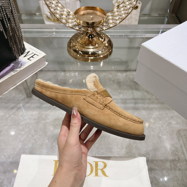 CD Boy Mule In Light Brown Suede With Fleece Lining 996446