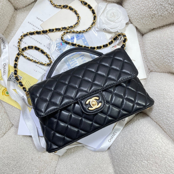 Borsa a tracolla media CC 25P con manico superiore da 25 cm, pelle di vitello nera, finiture dorate