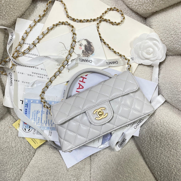 Borsa a tracolla CC 25P Mini con manico superiore da 22 cm, pelle di vitello grigia, finiture dorate