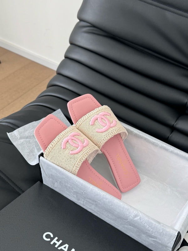 CIABATTA INTRECCIATA IN RAFIA E PELLE DI AGNELLO ROSA CHIARO