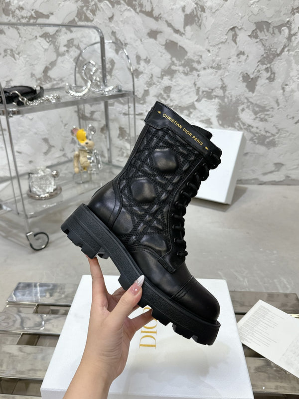 CD D-Unit Ankle Boot In Black Cowhide 100583