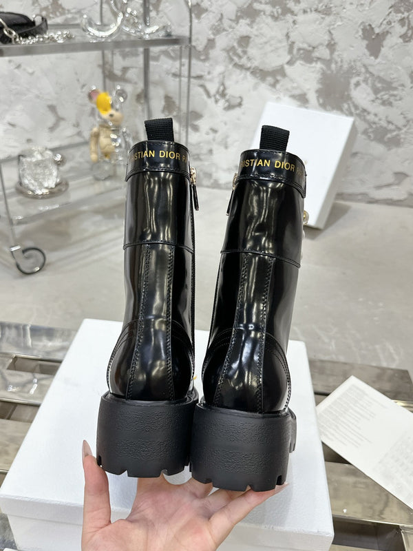 CD D-Strike Ankle Boot In Black Glossy Cowhide 100587