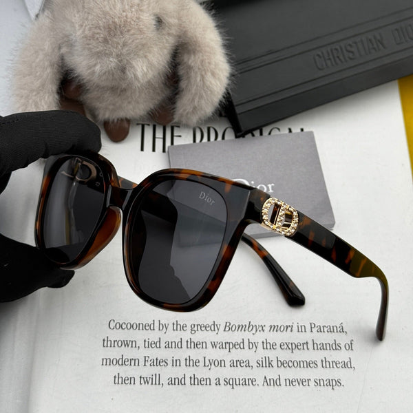 MONTAIGNE SUNGLASS CD8635 IN ACETATE