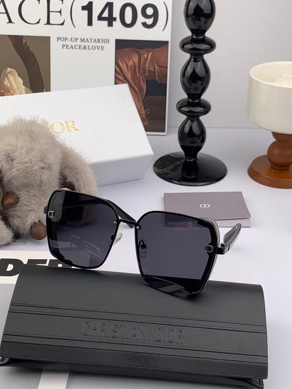 OCCHIALI DA SOLE MONTAIGNE CD9357 IN ACETATO