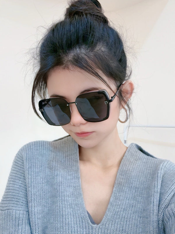 OCCHIALI DA SOLE MONTAIGNE CD9357 IN ACETATO