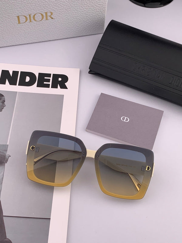 MONTAIGNE SUNGLASS CD0805 IN ACETATE