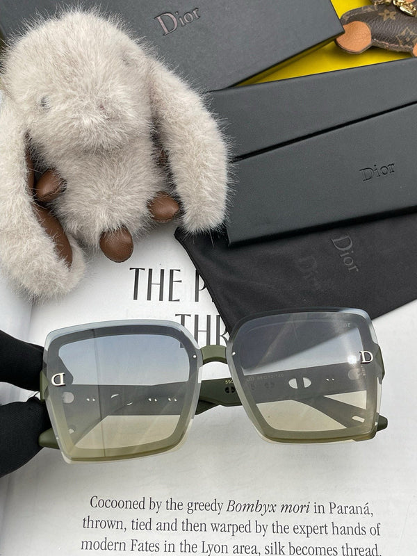 OCCHIALI DA SOLE MONTAIGNE CD2590 IN ACETATO