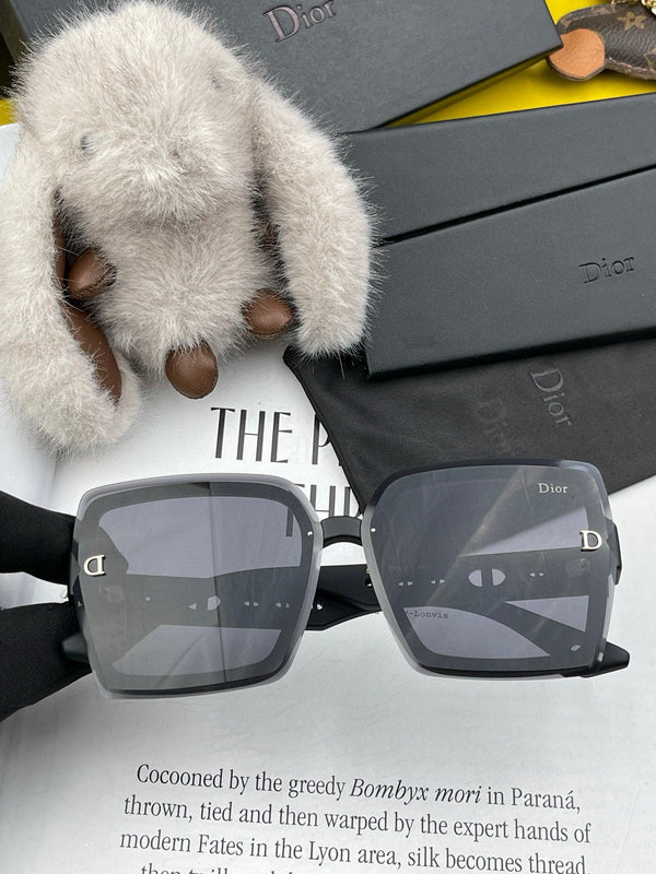 OCCHIALI DA SOLE MONTAIGNE CD2590 IN ACETATO