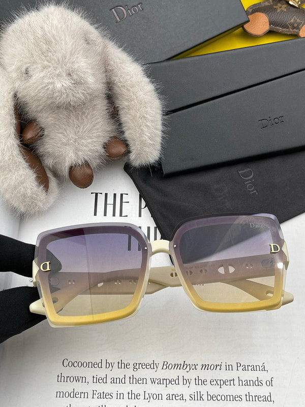 OCCHIALI DA SOLE MONTAIGNE CD2590 IN ACETATO