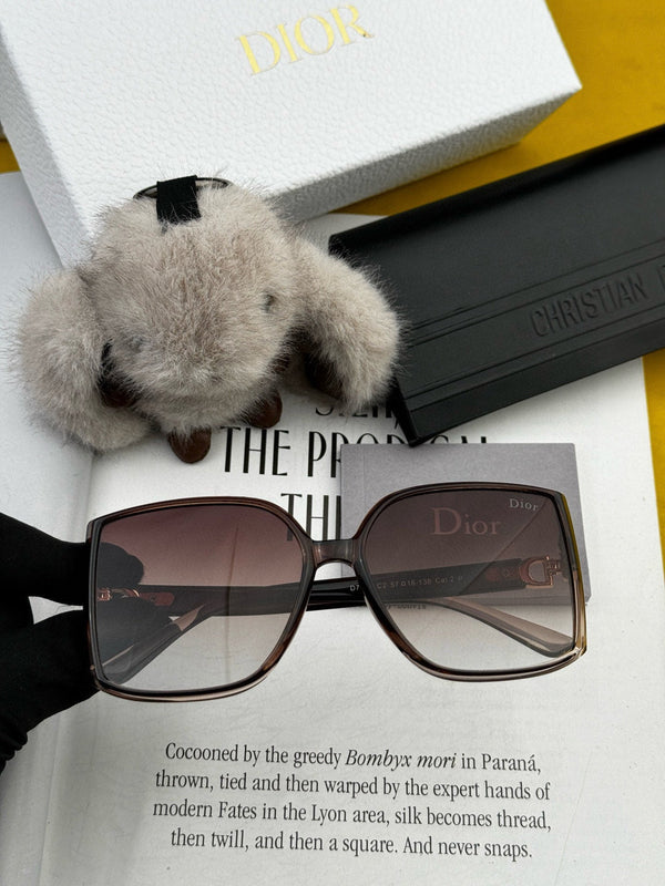 MONTAIGNE SUNGLASS CD0751 IN ACETATE