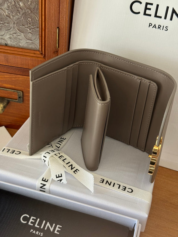 TRIOMPHE 10 CALFSKIN WALLET MODERN TAUPE