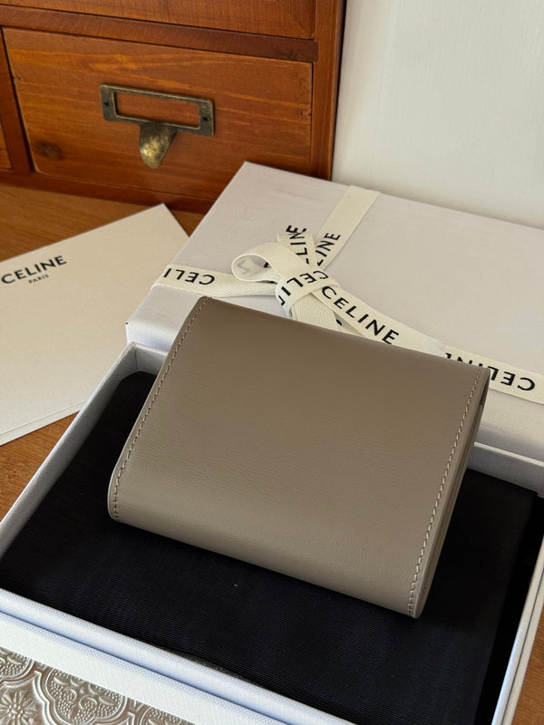 TRIOMPHE 10 CALFSKIN WALLET MODERN TAUPE