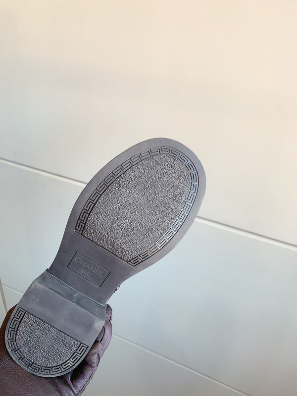 CC Zipper Ankle Boots 35mm Black Sheeepskin 464548